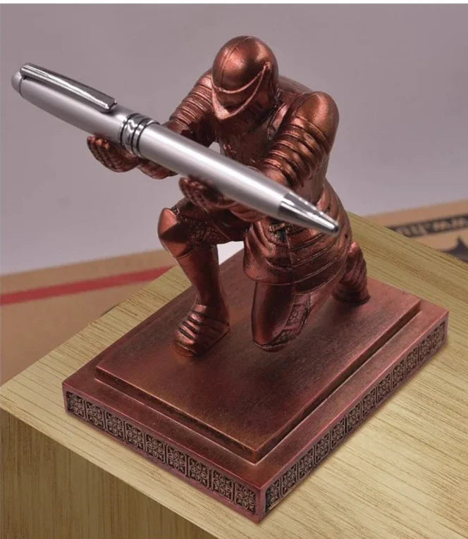 Knight Pen Holder